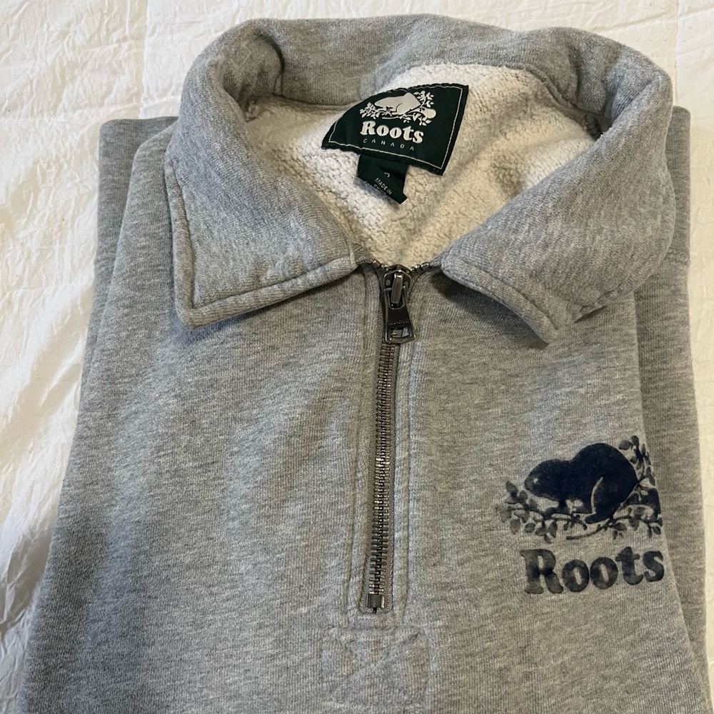 Roots quarter zip
